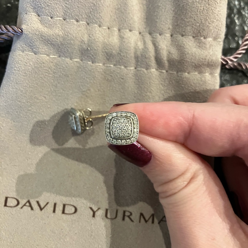 David Yurman Petite Albion  Silver and Diamond Stud Earrings - Picture 3 of 6